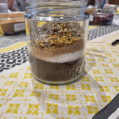 Coffee scrub-Sustainable skincare workshop