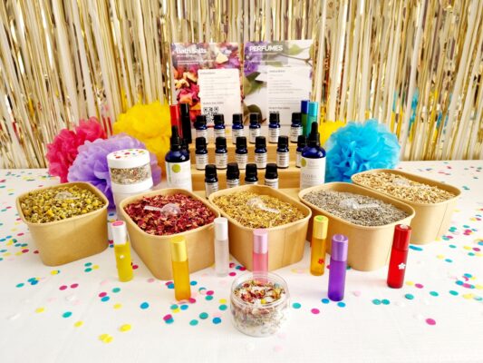 Party Supplies Natural and Vegan Kits